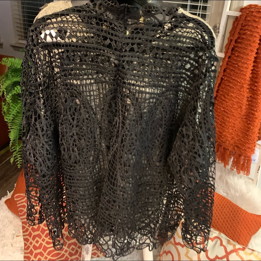 ✨👗✨ NWT Lane Bryant Lace Top